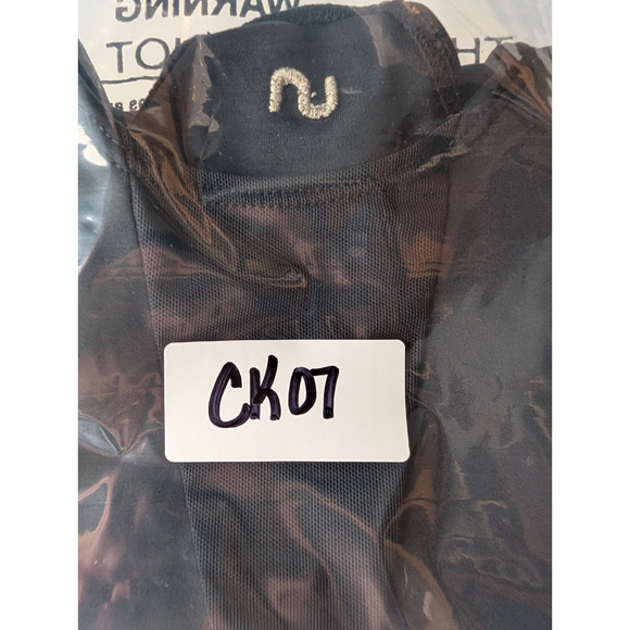 Urban Savage Womens Black Purple Mesh Inset Racerback Tank Small Active Yoga - Picture 7 of 7